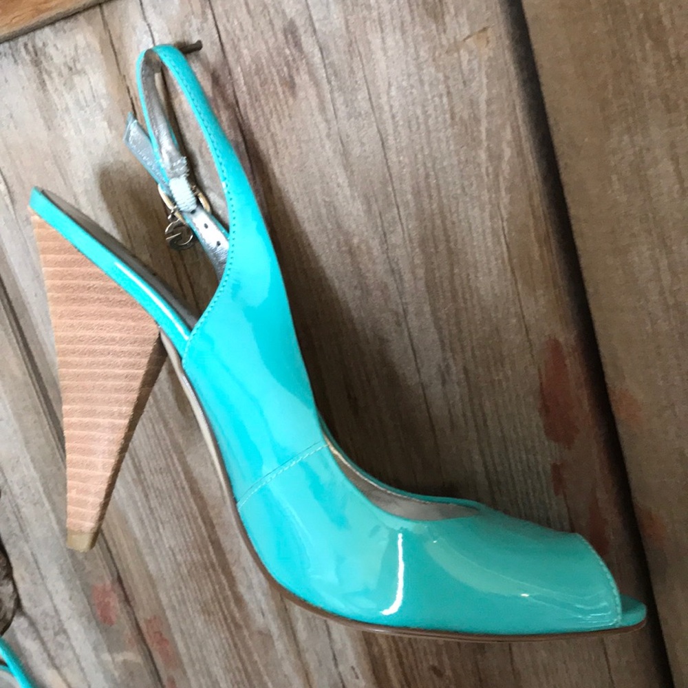 Turquoise Open Toe Heels - Picture 5 of 8